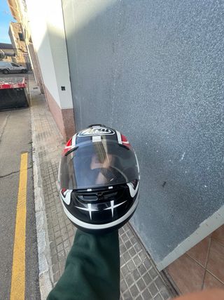 Casco arai