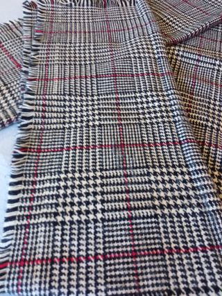 Sciarpa a quadri pieghevole