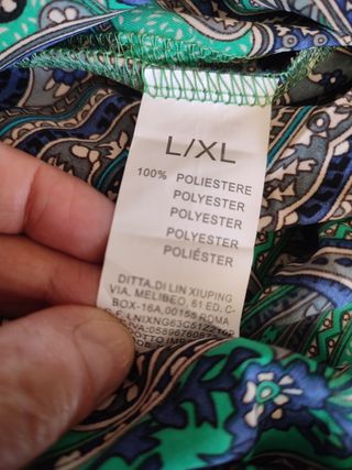 Top corto paisley blu e verde
