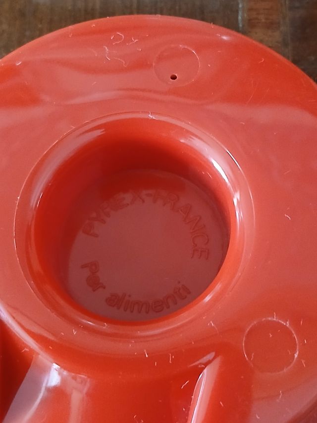 Teiera Pyrex vintage rossa