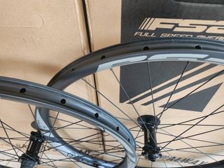 Ruedas ebike de carbono FSA mullet 29/27.5"