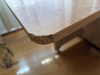 Mesa plegable tipo libro. Con defectos  y desgaste