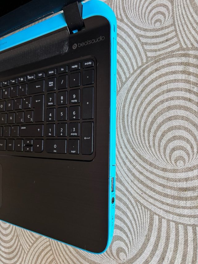 Portátil HP Beats Audio Azul
