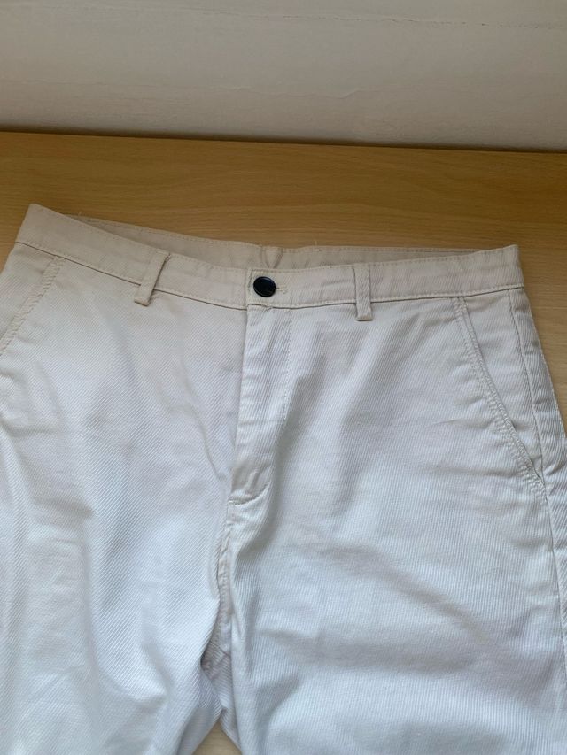 Pantalón corto Zara beis - M