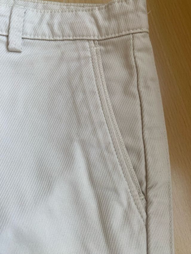 Pantalón corto Zara beis - M