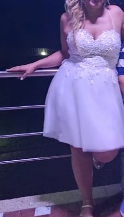 Vestido novia corto blanco
Diadema de regalo 
