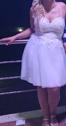 Vestido novia corto blanco
Diadema de regalo 