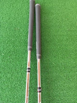 Palos de golf Paragon N° 9 y sand wedge