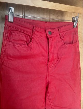 Pantalones Calzedonia rojos