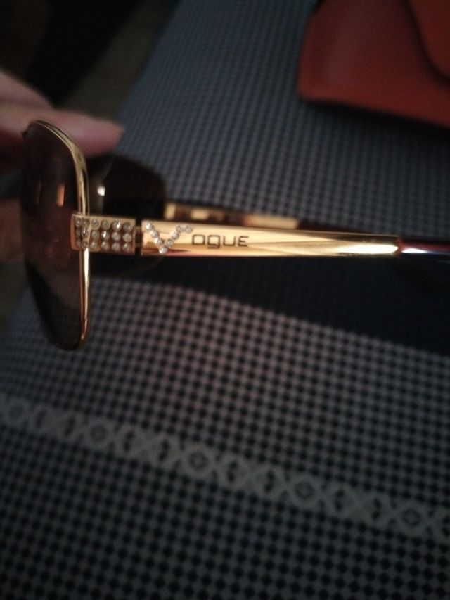 Gafas sol Vogue doradas