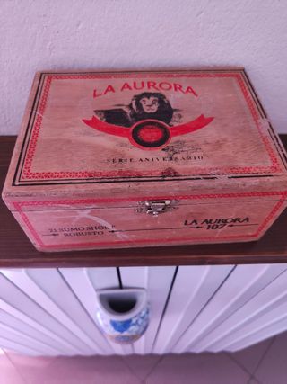 Scatola portasigari in legno 