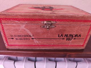 Scatola portasigari in legno 