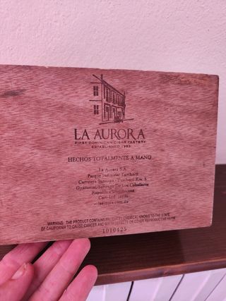 Scatola portasigari in legno 