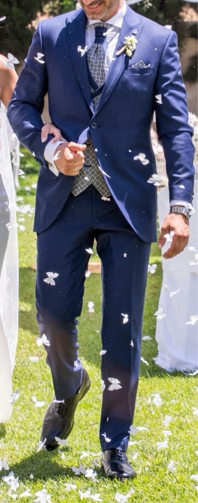 Traje de novio ceremonia boda