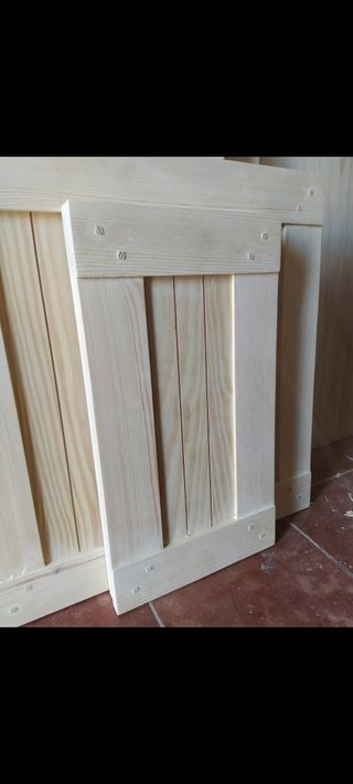 Varios modelos de puertas rústicas de cocina