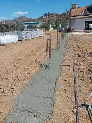 Obra nueva: pilares hormigón