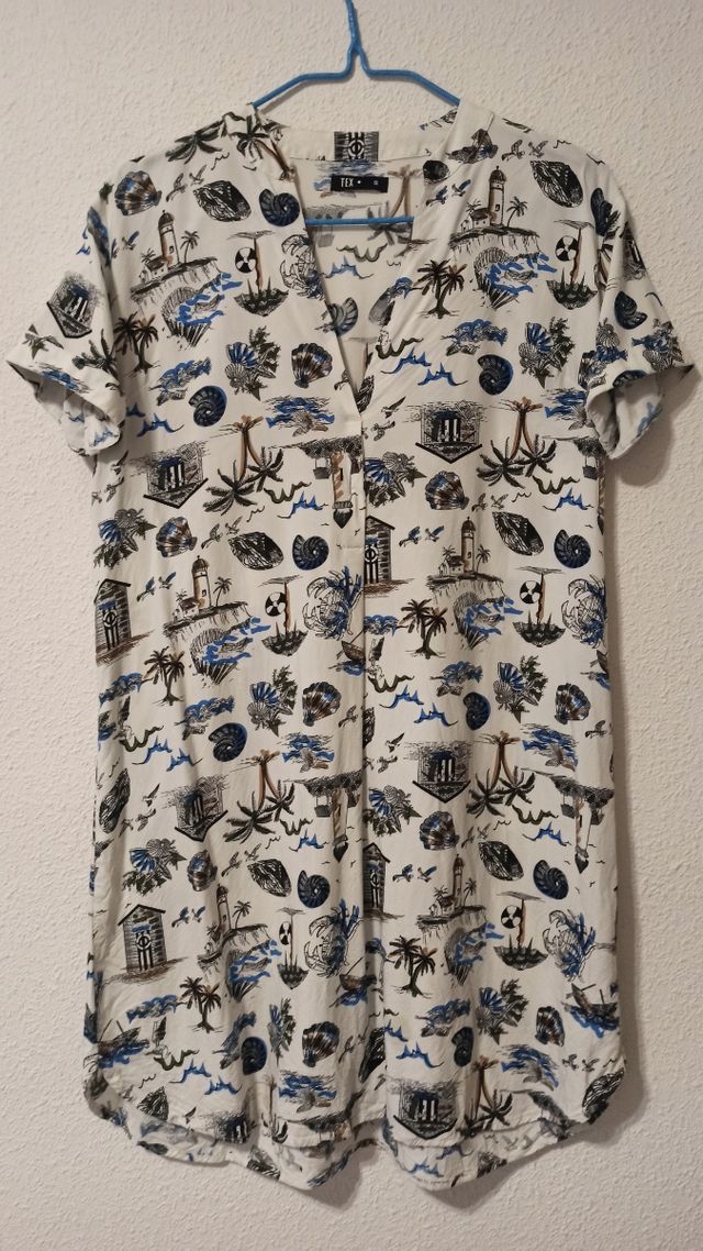 Vestido blanco y azul verano