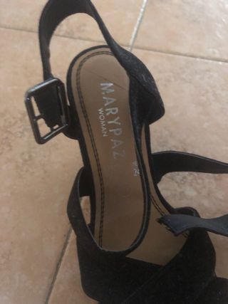 Sandalias Maria Paz negras
