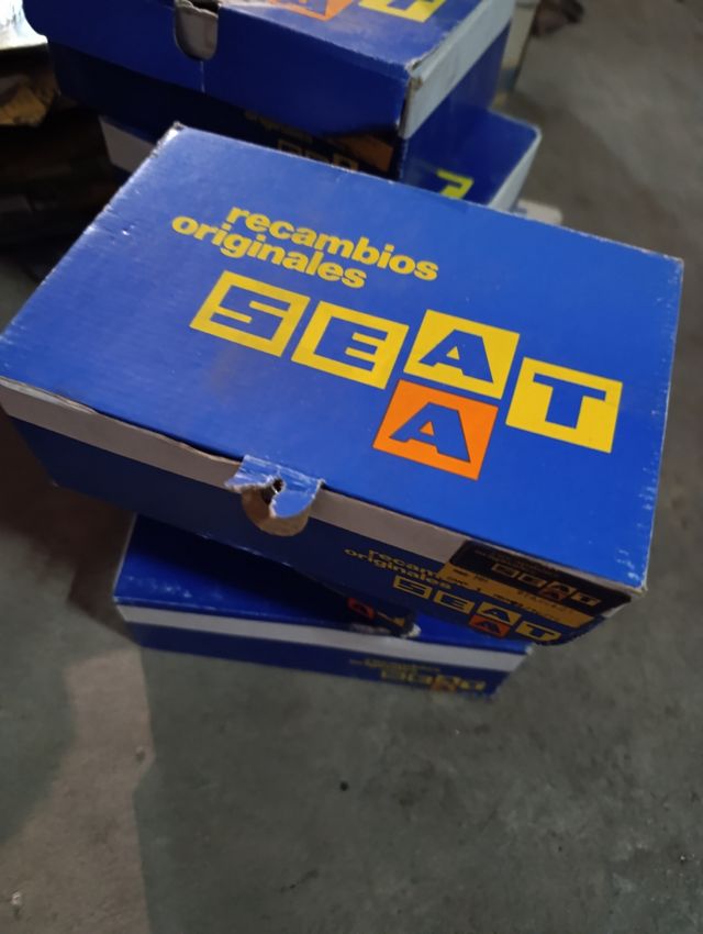 Seat 127-Retrovisor interior con luz