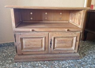Mueble TV madera maciza decapada