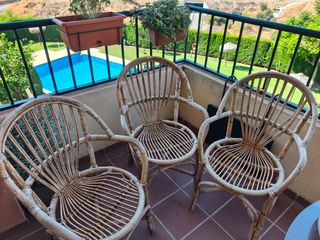 Mesa y 5 sillas terraza -madera-vidrio