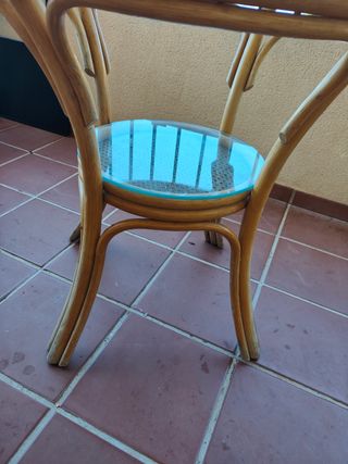 Mesa y 5 sillas terraza -madera-vidrio