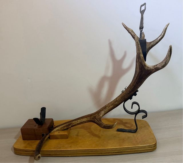 Jamonero de madera