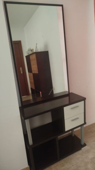 Entrada con espejo