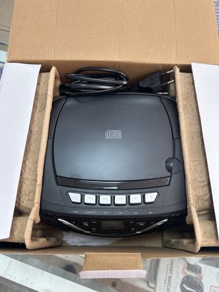 Radio CD Metronic 477131 MP3