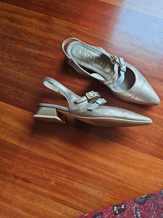 Zapatos Hispanitas dorados 38