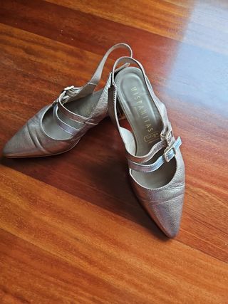 Zapatos Hispanitas dorados 38