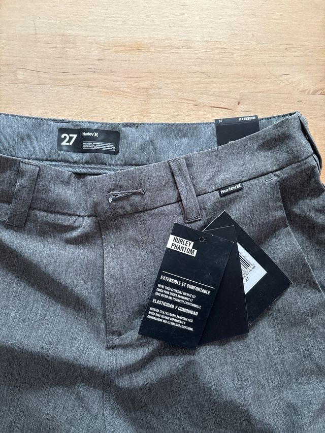 Bermuda Hurley Phantom gris talla 27 (12 años)