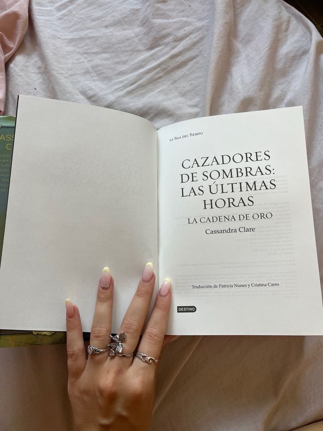La cadena de oro: Cazadores de sombras. Las últi..