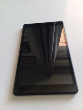 Tablet negra cwowdefu