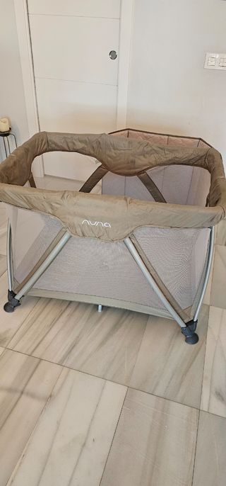 Cuna viaje Nuna Sena Aire. 
