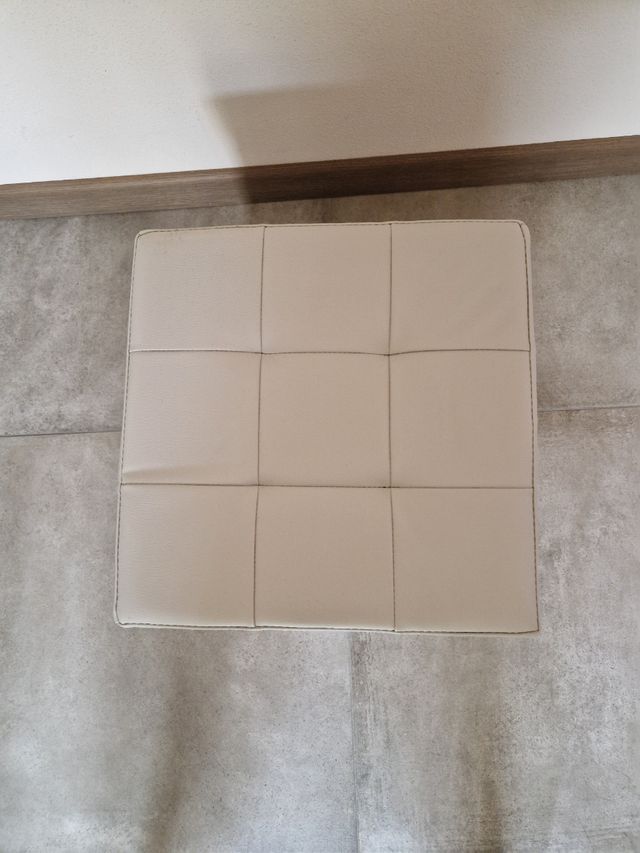 Pouf contenitore bianco