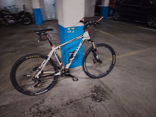 Bicicleta Giant Talon 27.5
