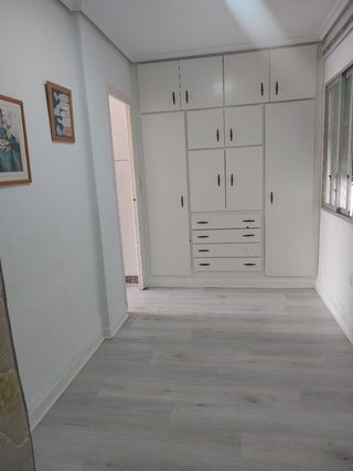 Habitación doble para alquilar a una chica