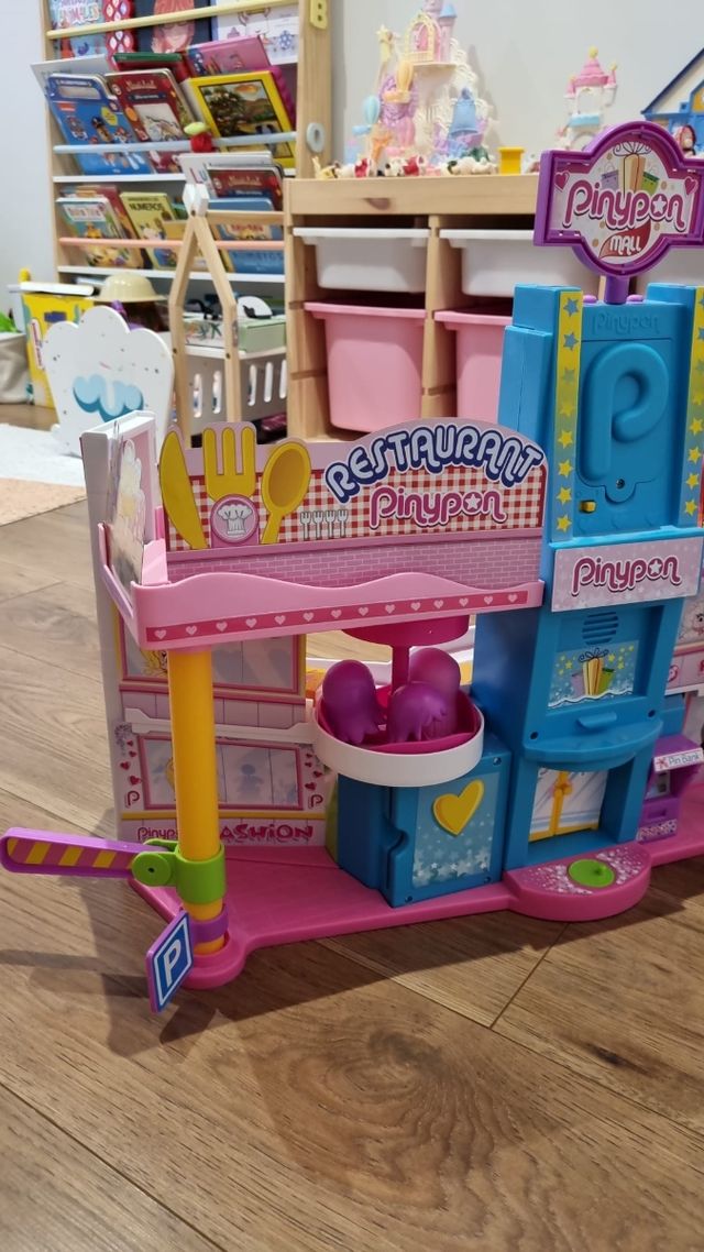 Centro comercial Pin y Pon