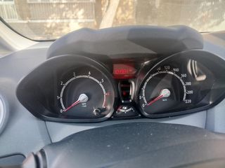 Ford Fiesta 2011