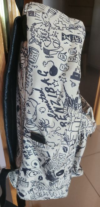 Mochila benzi beige y negra