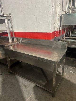 Mesa acero 1.48x72x85 perfecta Liquidación!!!!!!!!