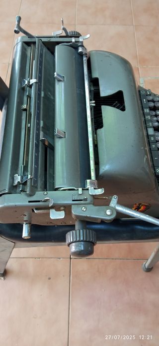 Máquina escribir Adler Antigua