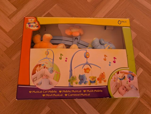 Móvil musical Braun para bebé