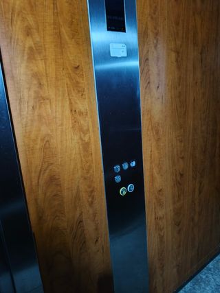 Ascensor hidráulico Martini GMV