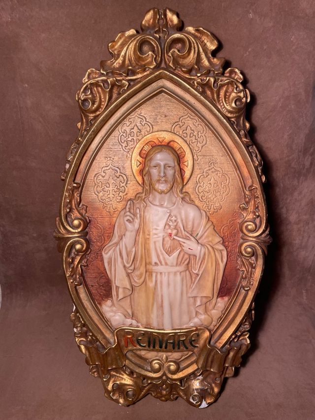 Sagrado Corazón de Jesús: relieve