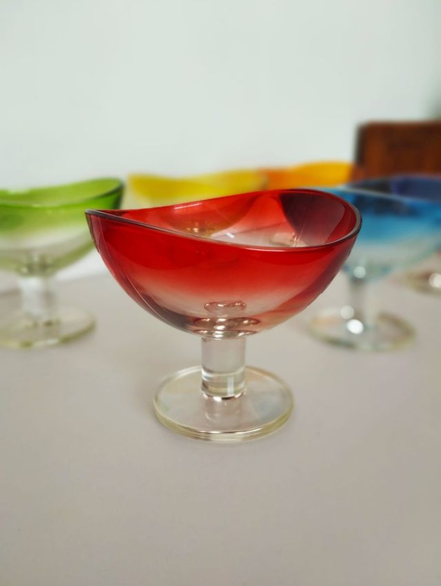 Copas de postre multicolor