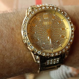 Reloj Guess Dorado - Nuevo a estrenar 