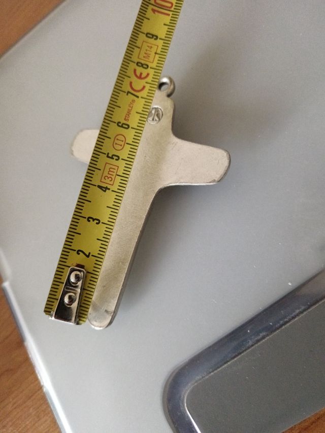 Crocifisso in lega argentata- Ciondolo.