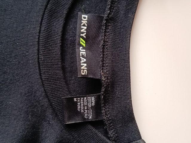 Camiseta DKNY Jeans negra, talla M